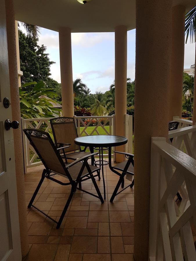 Skycastle Oasis Appartement Ocho Rios Buitenkant foto